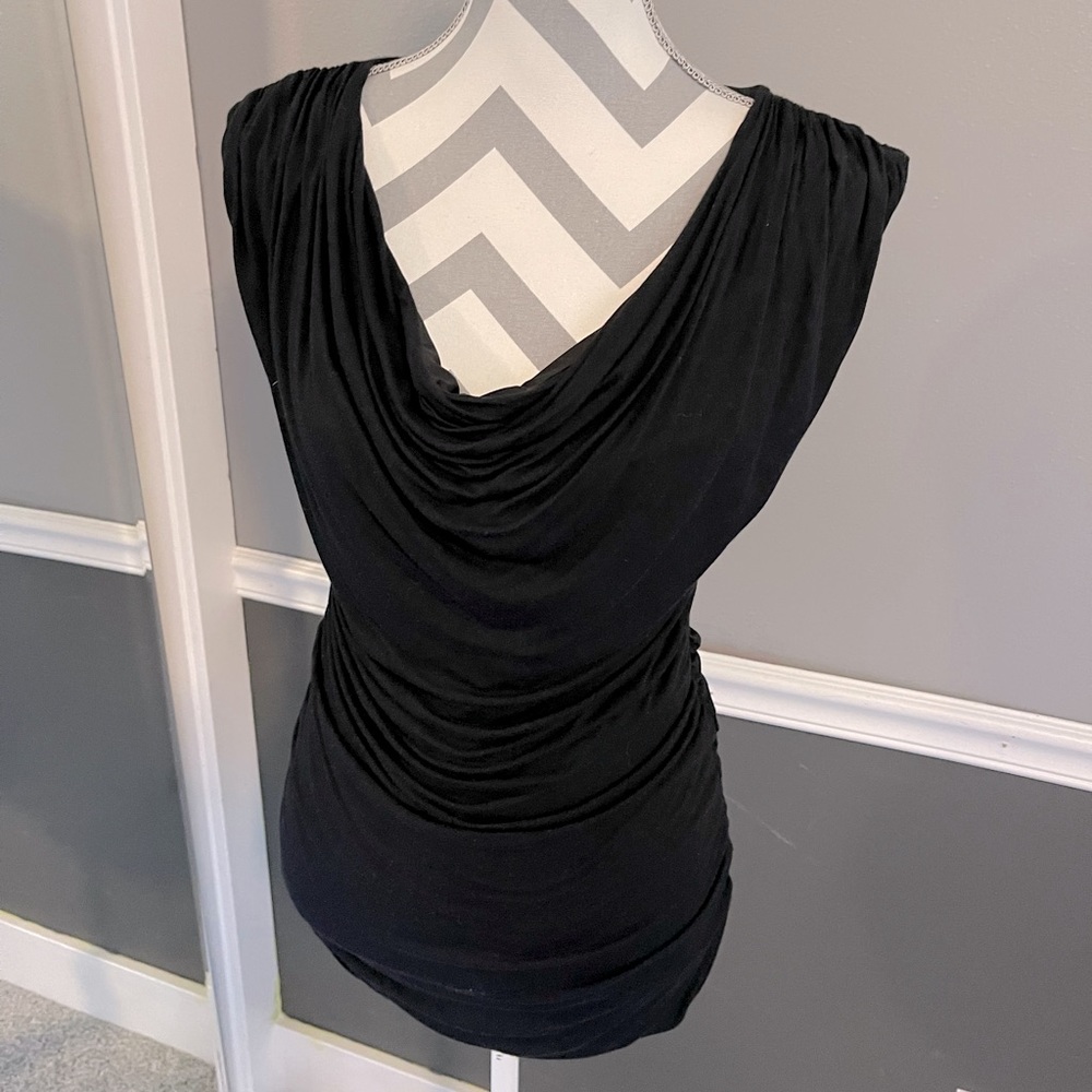 Express Black Top